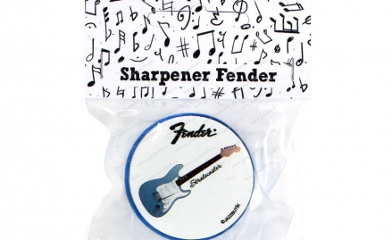  "FENDER Stratocaster"  4 .  